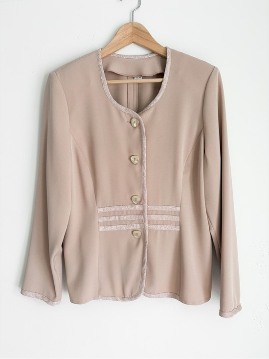 Vintage Jackets & Blazers - Handcrafted Vintage AGMIR Blush Pink Blazer - Size M, Made in Europe